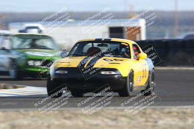 media/Mar-16-2025-CalClub SCCA (Sun) [[e72803ec8c]]/Group 1/Qualifying (Turn 1)/